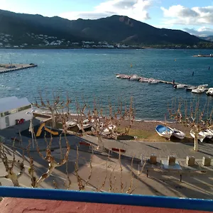 https://artmony-piso-centro-del-pueblo-vista-frente-al-mar.topcostabravahotels.com